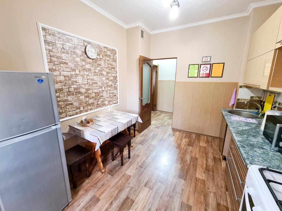 Апартаменты На Улице Розыбакиева, 103 Almatý Exterior foto